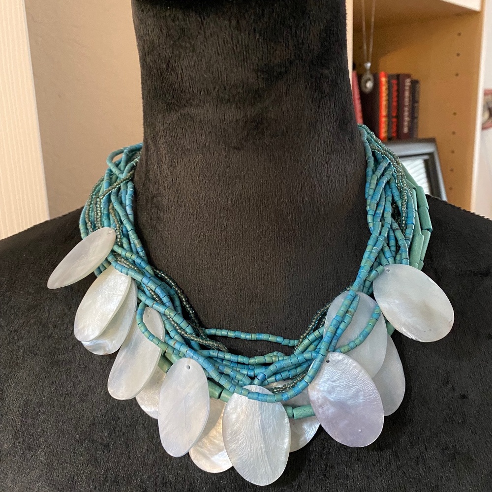 Shell necklace,‎ woman, turquise